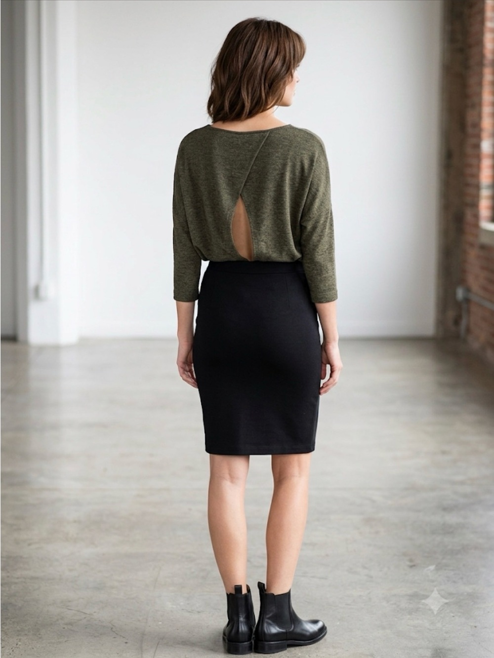 Twik Army Green Sweater Backless